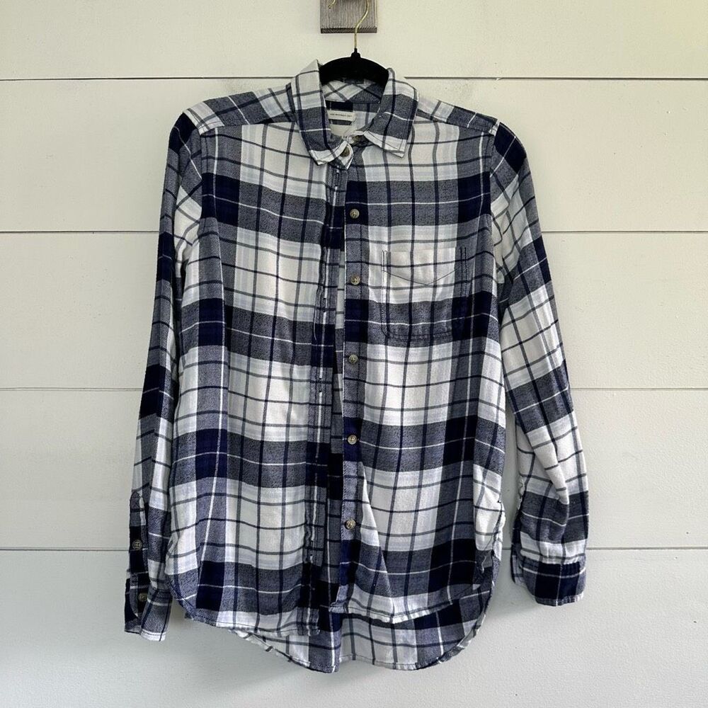 American Eagle Women’s Extra Small Blue Boyfriend Flannel Shirt